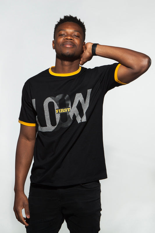Tee- shirt looky first